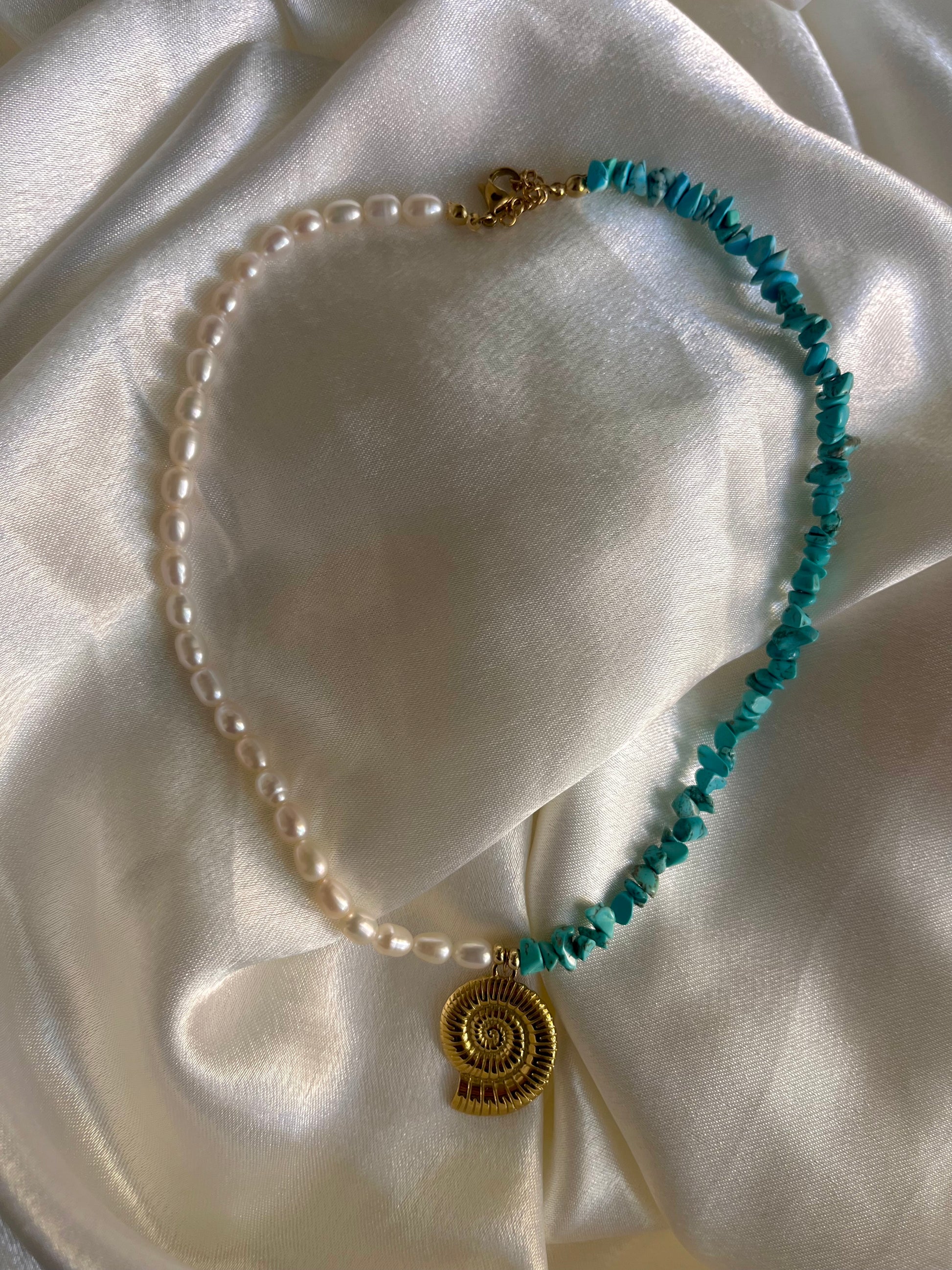 Collier ALBA